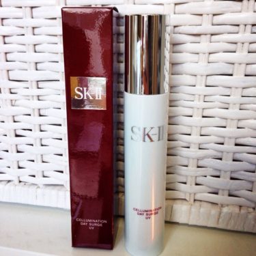 紫外線対策！乾燥対策にも使えるUVケアのできる日中用美容液